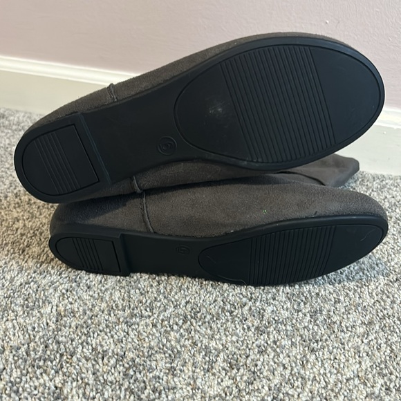 Boots - Picture 2 of 3